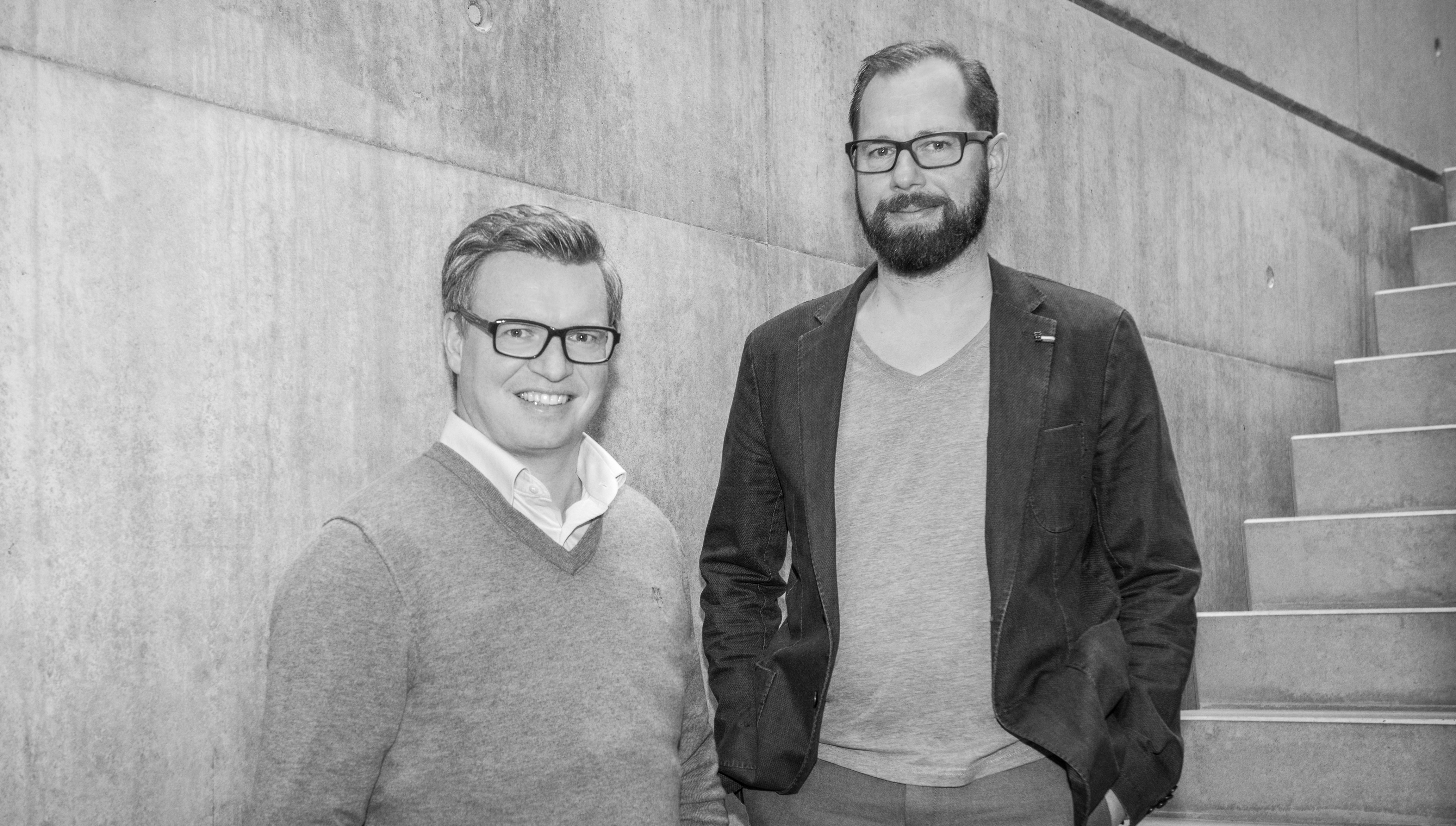 lang_holding-529-Bearbeitet-Kopie